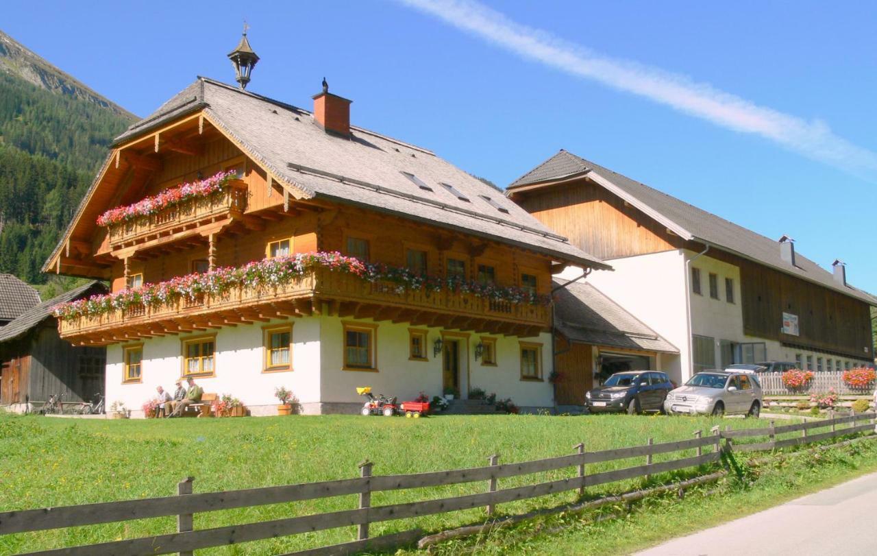 Gratzerhof Villa ซีดาร์เฮาส์ ภายนอก รูปภาพ